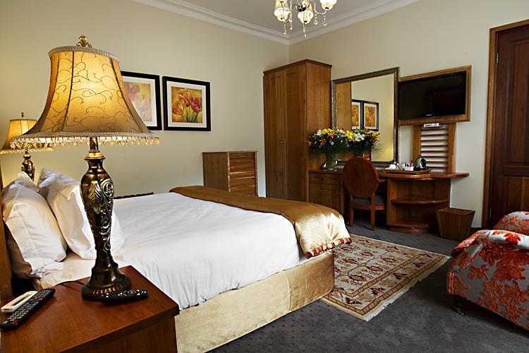 Mavuta Manor Hotel Polokwane Exterior photo